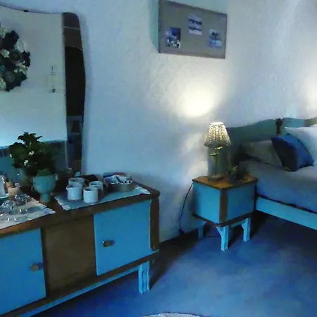 Romance Bed & Breakfast 3*