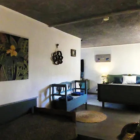 Romance Bed & Breakfast Froidchapelle