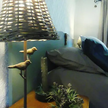 Romance Bed & Breakfast