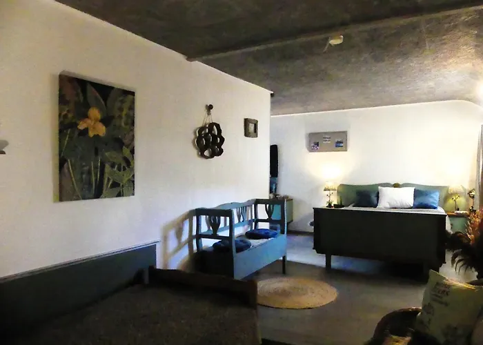 Romance Bed & Breakfast Froidchapelle