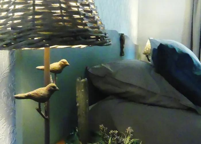 Romance Bed & Breakfast